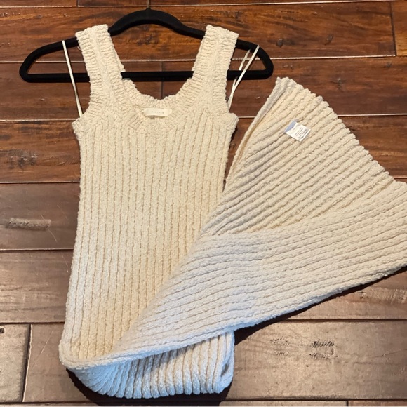Sleeveless Midi Sweater Dress - Picture 2 of 12